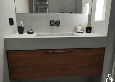 Ristrutturazione della cucina moderna e piccolo bagno - Between Art & Design